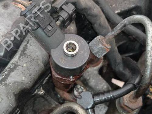 Used Injector Injector RENAULT SCÉNIC II (JM0/1_) 1.9 dCi (JM0G, JM12, JM1G, JM2C) (120 hp) 35275224 35275224
