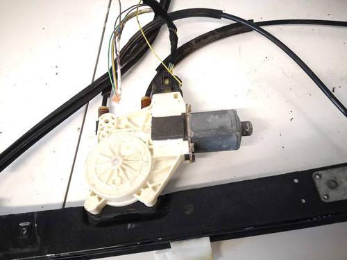 Used Right front window motor Right front window motor 35326943 35326943