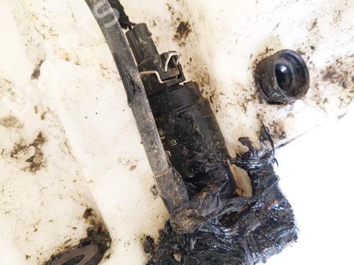 washer-pump-opel-vectra-c-z02-2002-2003-2004-2005-2006-2007-2008-2009-35621474 main image