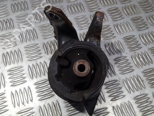 Used Engine mount Engine mount MAZDA 6 Hatchback (GG) 2.0 DI (GG14) (121 hp) 33500361 33500361