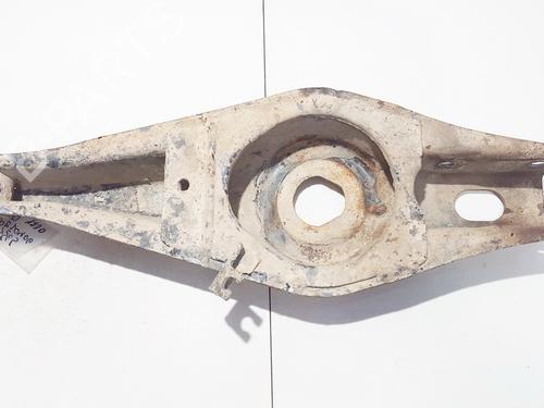 Used Right rear suspension arm Right rear suspension arm 35872192 35872192
