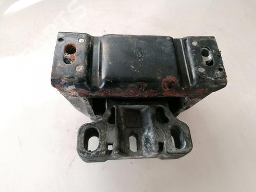 Used Engine mount Engine mount SEAT LEON (1M1) 1.9 TDI (110 hp) 33090452 33090452