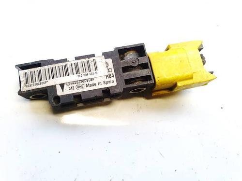 Used Electronic module Electronic module VW PASSAT B7 (362) 1.6 TDI (105 hp) 32548557 32548557