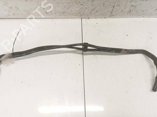 Used AC pipe AC pipe VW PHAETON (3D1, 3D2, 3D3, 3D4, 3D6, 3D7, 3D8, 3D9) 3.2 V6 (241 hp) 32621574 32621574