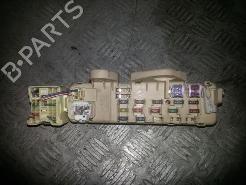 Used Fuse box Fuse box MAZDA 626 V (GF) 2.0 (GFEP, GF12) (115 hp) 33521324 33521324