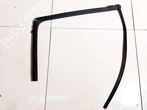Gummiliste Gummiliste DAIHATSU SIRION (M3_) 1.0 (M300) (70 hp) 35060848 35060848
