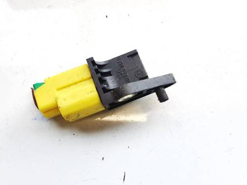 Electronic module VW PASSAT B7 (362) 2.0 TDI | BP37064471M83 - Image 2