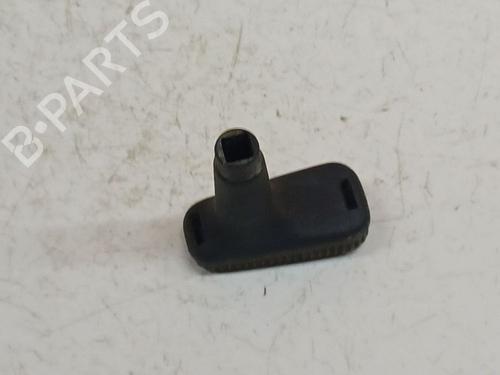 Used Mirror switch Mirror switch AUDI 80 B2 Saloon (811, 813, 814, 819, 853) 1.6 (75 hp) 40243562 40243562