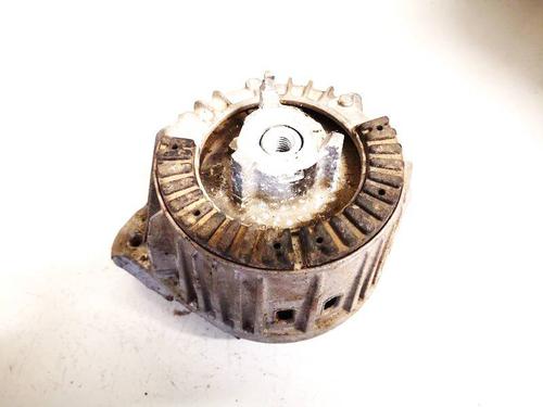 Used Engine mount Engine mount MERCEDES-BENZ C-CLASS (W204) C 220 CDI (204.002) (163 hp) 32544762 32544762