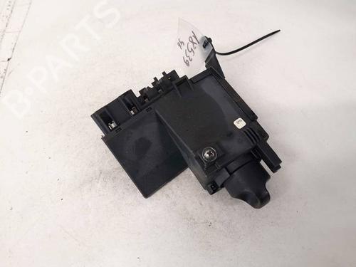 Used Switch Switch MERCEDES-BENZ E-CLASS (W210) E 220 D (210.004) (95 hp) 35370128 35370128