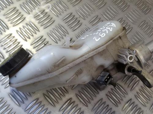 Used Brake master cylinder Brake master cylinder TOYOTA AURIS (_E15_) 1.6 (ZRE151_, ZRE151R) (124 hp) 35679591 35679591