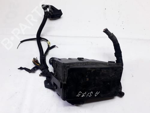 Used Fuse box Fuse box LEXUS IS II (_E2_) 220d (ALE20) (177 hp) 33099611 33099611