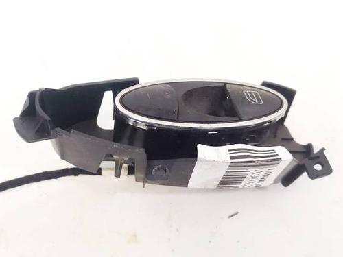 Used Switch Switch MERCEDES-BENZ CLS (C219) CLS 320 CDI (219.322) (224 hp) 32591111 32591111