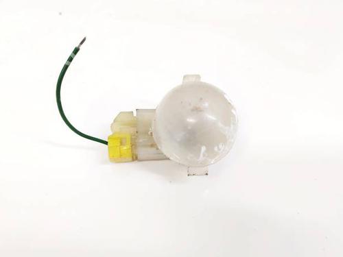 interior-roof-light-nissan-primera-hatchback-p12-2002-35219560 main image