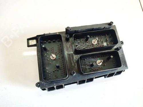 Used Fuse box Fuse box OPEL ZAFIRA / ZAFIRA FAMILY B (A05) 1.9 CDTI (M75) (120 hp) 32581477 32581477