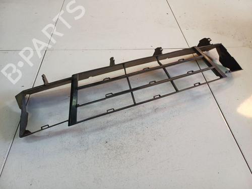 Used Grille Grille 34823597 34823597