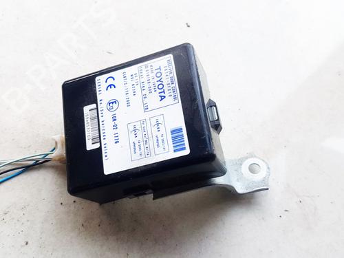Used Electronic module Electronic module TOYOTA COROLLA Verso (ZER_, ZZE12_, R1_) 2.2 D-4D (AUR10_, AUR10R) (177 hp) 33530205 33530205
