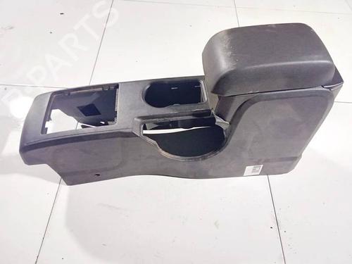 Used Armrest / Center console Armrest / Center console DODGE JOURNEY 2.0 CRD (140 hp) 35146791 35146791