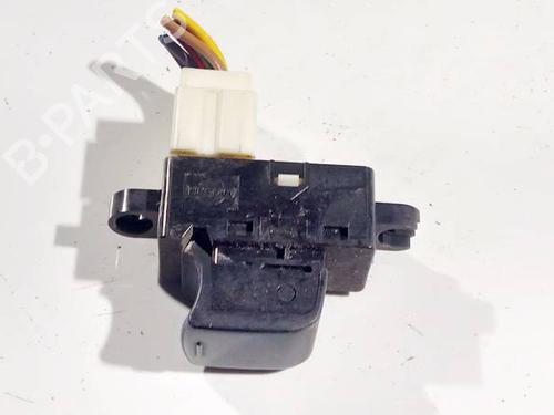 Switch NISSAN TIIDA Hatchback (C11) 1.6 | BP32581224I30