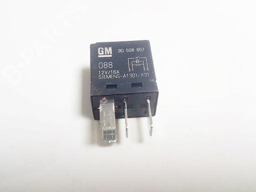 Used Electronic sensor Electronic sensor OPEL VECTRA B (J96) 1.8 i 16V (F19) (116 hp) 33104054 33104054
