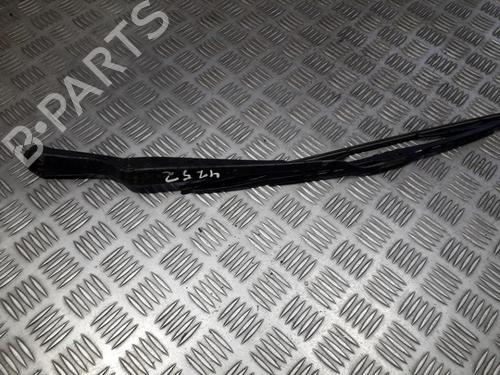 Used Front windshield wiper arm Front windshield wiper arm SAAB 9-3 (YS3D) 2.2 TiD (115 hp) 33501568 33501568