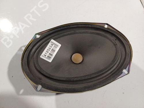 Used Speaker Speaker HONDA ACCORD VII Tourer (CM, CN) 2.2 i-CTDi (CN2) (140 hp) 32564185 32564185