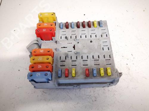 Used Fuse box Fuse box ALFA ROMEO 159 (939_) 1.9 JTDM 16V (939AXC1B, 939AXC12) (150 hp) 32614872 32614872
