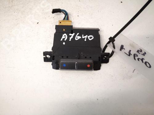 Interruttore Interruttore VW PHAETON (3D1, 3D2, 3D3, 3D4, 3D6, 3D7, 3D8, 3D9) 5.0 V10 TDI 4motion (313 hp) 35426586 35426586