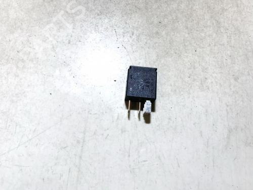 Used Electronic sensor Electronic sensor VOLVO S80 I (184) T6 (272 hp) 33105820 33105820