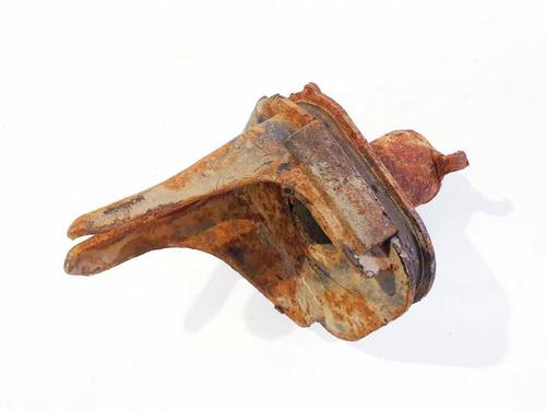 Used Engine mount Engine mount HONDA ACCORD VII (CL, CN) 2.2 i-CTDi (CN1) (140 hp) 32566562 32566562