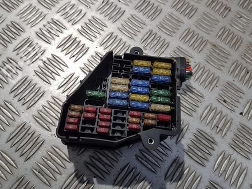 Used Fuse box Fuse box AUDI A4 B5 (8D2) 1.6 (100 hp) 33500583 33500583