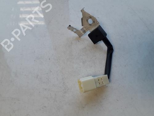 Used Electronic sensor Electronic sensor TOYOTA COROLLA Verso (ZER_, ZZE12_, R1_) 1.6 (ZNR10_, ZNR10R) (110 hp) 33512135 33512135
