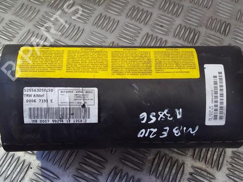 Used Passenger airbag Passenger airbag MERCEDES-BENZ E-CLASS (W210) E 270 CDI (210.016) (163 hp) 33494626 33494626