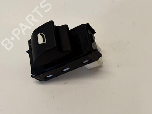switch-opel-astra-l-ov5-2021-34716314 main image