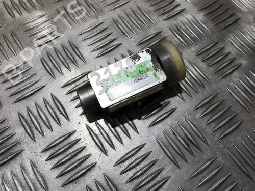 Used AC pipe AC pipe LAND ROVER RANGE ROVER II (P38A) 2.5 D 4x4 (136 hp) 33492686 33492686