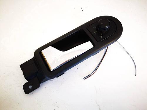 Used Front left interior door handle Front left interior door handle VW BORA I (1J2) 1.9 TDI (115 hp) 35011727 35011727