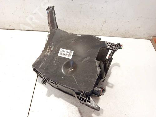 Used Fuse box Fuse box TOYOTA AURIS (_E15_) 2.0 D-4D (ADE150_, ADE150R) (126 hp) 32555771 32555771