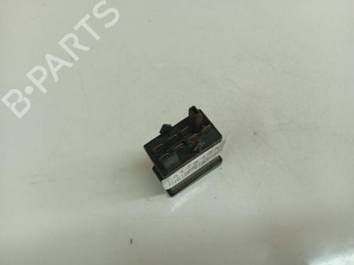 Warning switch AUDI 80 B4 Saloon (8C2) 2.0 E | BP40519632I22 - Image 3