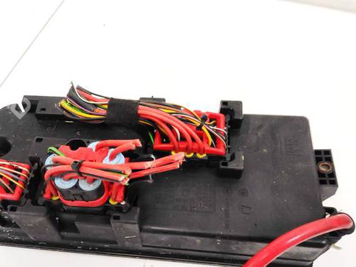 Fuse box OPEL VECTRA C (Z02) 1.9 CDTI (F69) | BP32934933E1 - Image 2