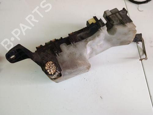 Used Fuse box Fuse box 35971634 35971634