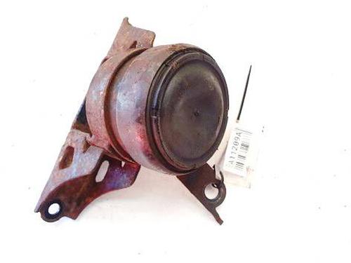 Used Engine mount Engine mount TOYOTA YARIS (_P9_) 1.5 (NCP91_, NCP91R) (109 hp) 33918477 33918477