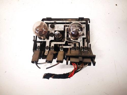 lamp-holder-audi-80-b4-saloon-8c2-1991-1992-1993-1994-1995-34775944 main image