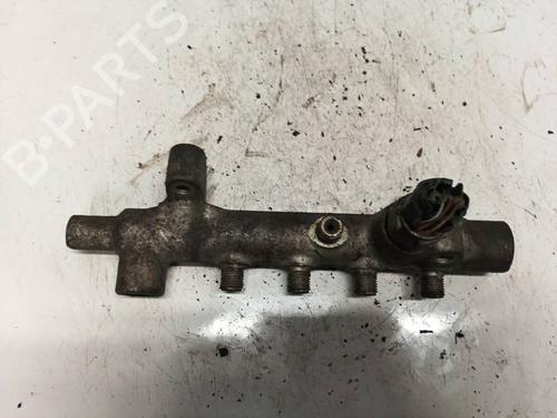 Used Injection rail Injection rail 34908058 34908058