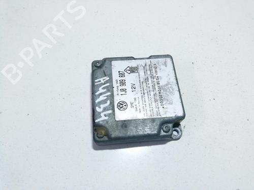ecu-airbags-vw-passat-b5-variant-3b5-1997-1998-1999-2000-2001-33505592 main image