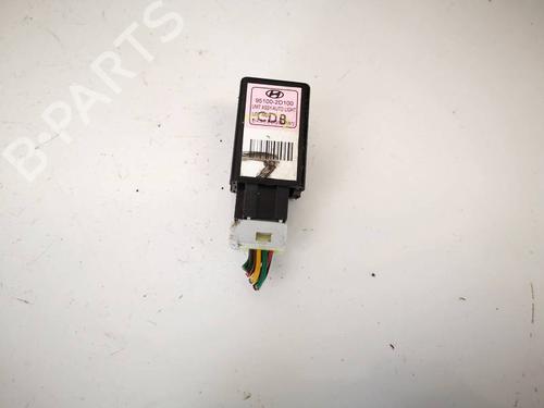 Used Other Other KIA CARENS III MPV (UN) 2.0 CRDi 115 (115 hp) 32561125 32561125