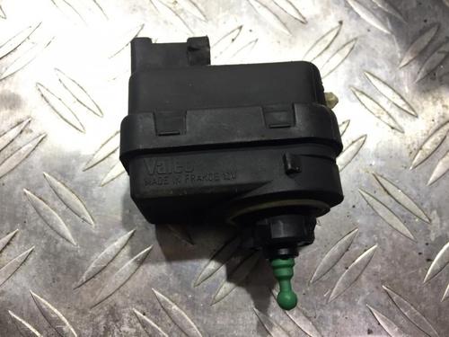 Used Headlight adjuster motor Headlight adjuster motor 35658220 35658220