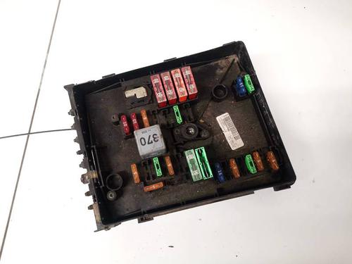 Used Fuse box Fuse box SKODA OCTAVIA II (1Z3) 1.9 TDI (105 hp) 32935759 32935759