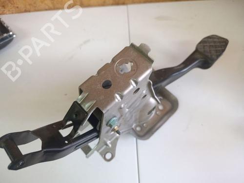 Pedal Pedal 37736006 37736006