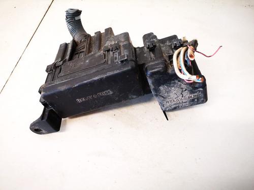 fuse-box-toyota-previa-ii-_r3_-2000-2001-2002-2003-2004-2005-2006-32879872 main image