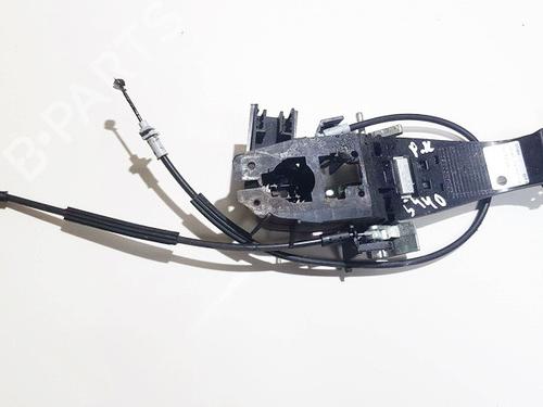 Poignée extérieure avant gauche Poignée extérieure avant gauche LAND ROVER DISCOVERY III (L319) 2.7 TD 4x4 (190 hp) 35874175 35874175